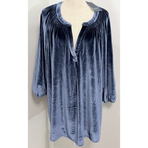 NEW Crown & Ivy Plus Size 3X Icy Navy Blue Velvet Peasant Shirt Dressy Top - Picture 1 of 2